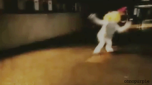 Dismounttumblr_lyvcmgiscP1r9dhlfo2_r1_500