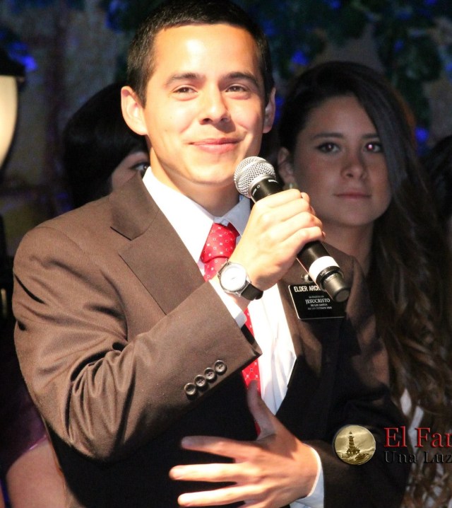 Cropchristmas-concert-at-the-temple-of-santiago-2013-day-3-8