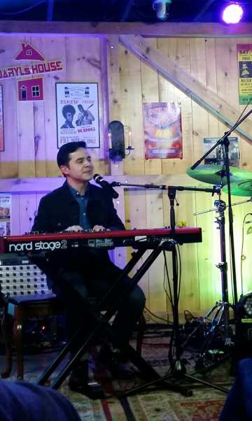 29695239_10216186383914899_1889276515266462134_n